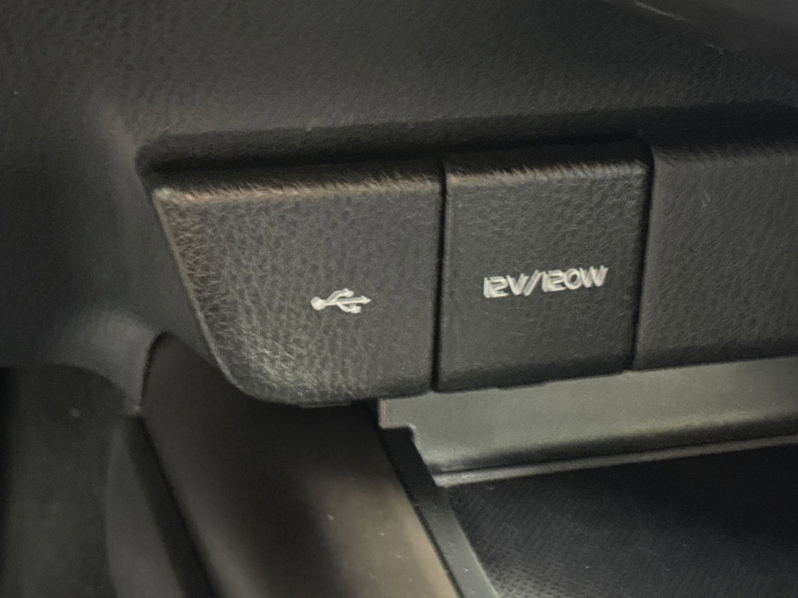 Used 2024 Toyota Camry SE w/ Cold Weather Package image 33