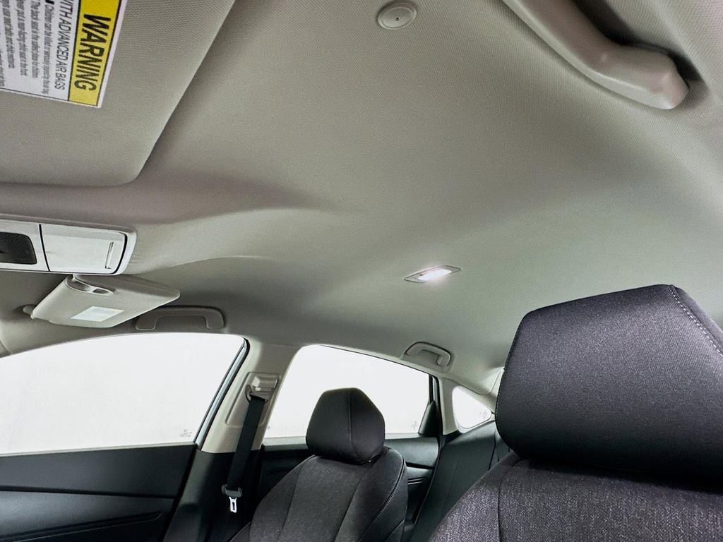 Used 2025 Honda Accord LX image 11