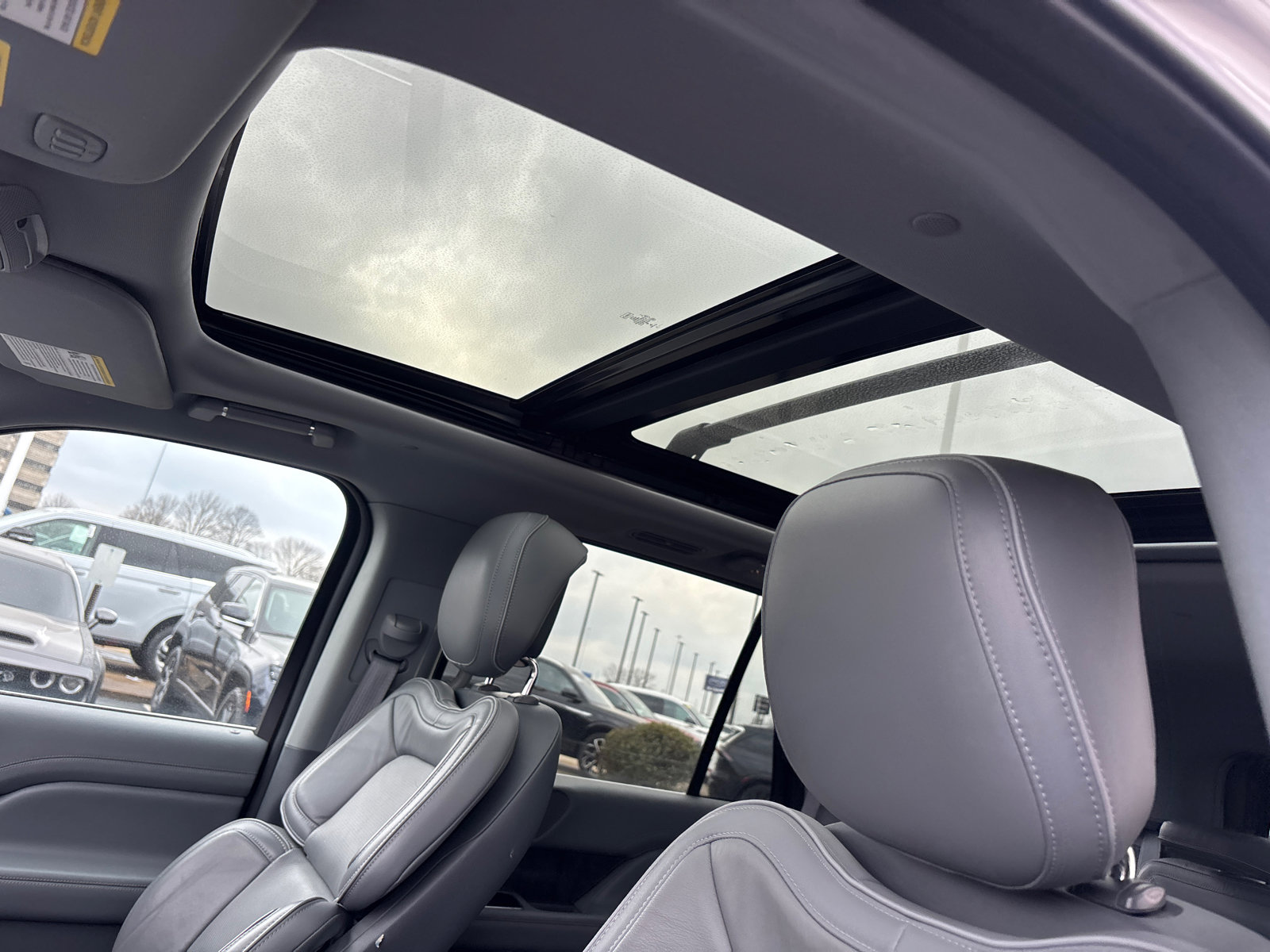 Certified 2019 Lincoln Navigator Select w/ Technology Package image 25