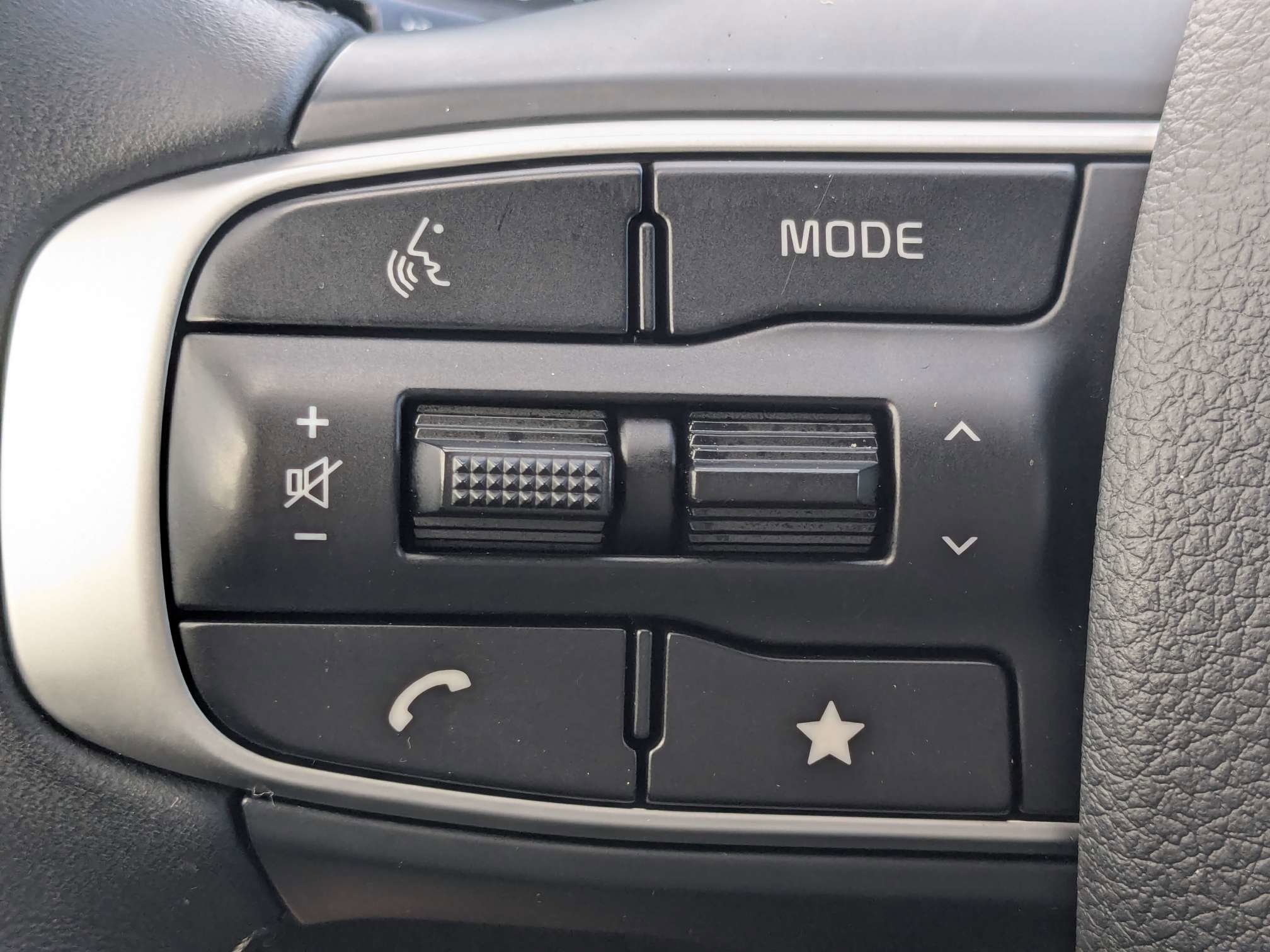 Used 2025 Kia K5 GT-Line w/ GT-Line Premium Package FWD image 33