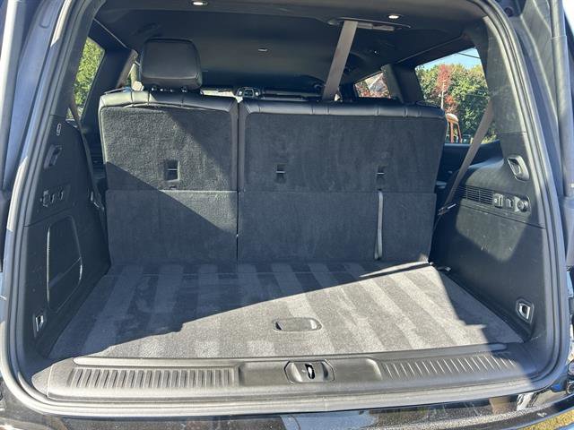 Used 2024 Jeep Wagoneer Series II w/ Flexible Seating Group image 9