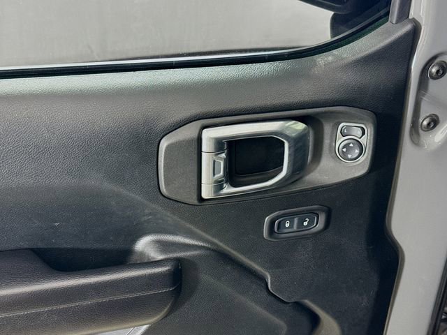 Used 2021 Jeep Wrangler Unlimited Sport AWD/4WD image 17