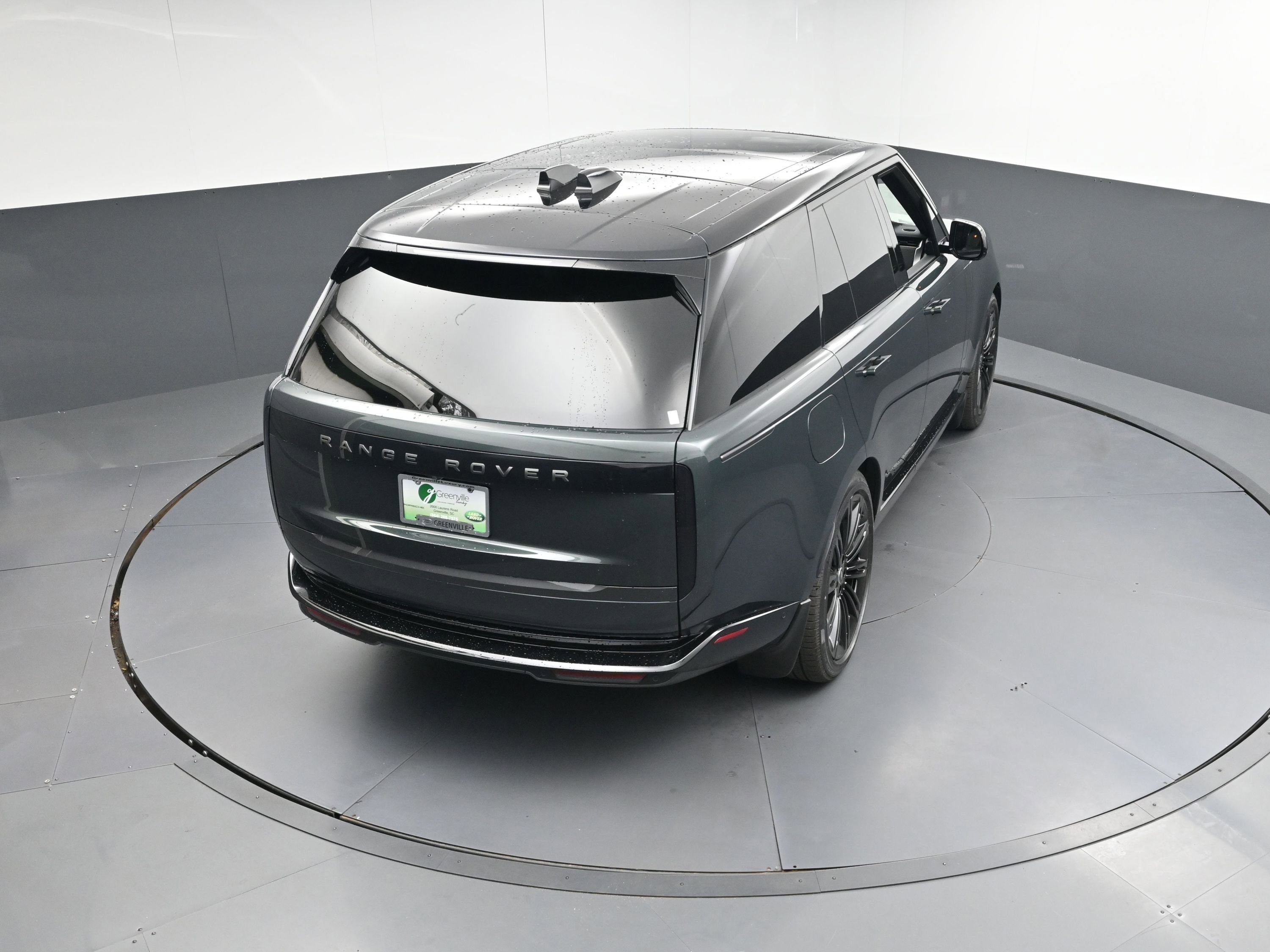 New 2025 Land Rover Range Rover SE image 33