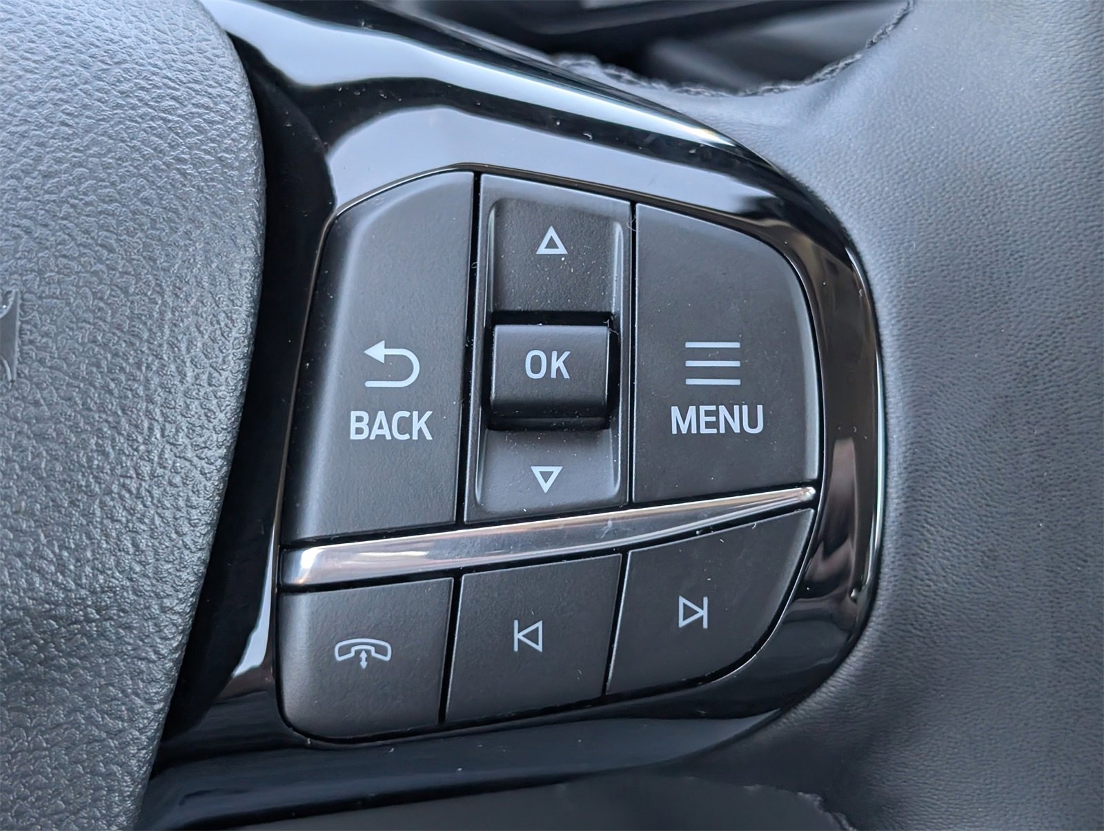 New 2026 Ford Escape Platinum image 24