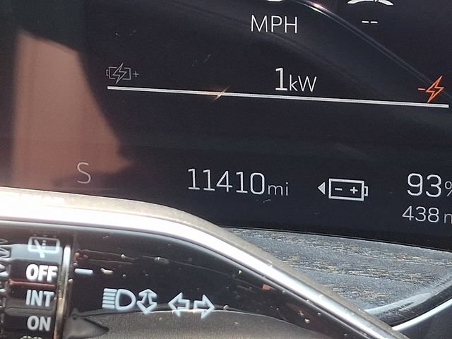 Certified 2026 Cadillac Escalade IQ Luxury 2 w/ LPO, Premium Carpet Package AWD/4WD image 20
