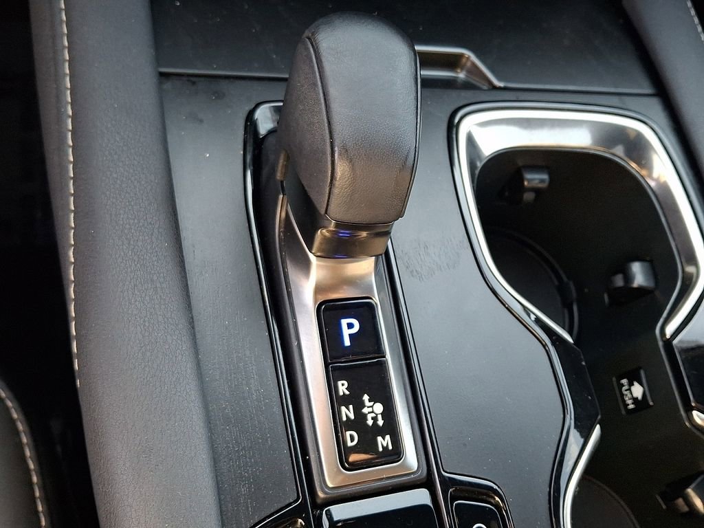 Used 2024 Lexus RX 350 Premium w/ Accessory Package AWD/4WD image 16