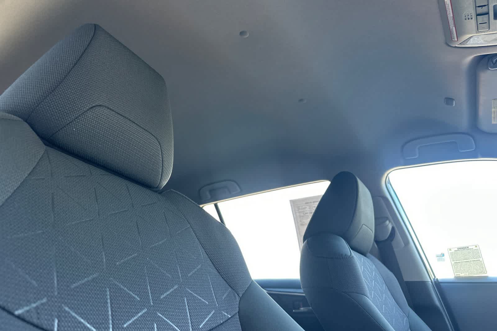Used 2024 Toyota RAV4 XLE AWD/4WD image 19