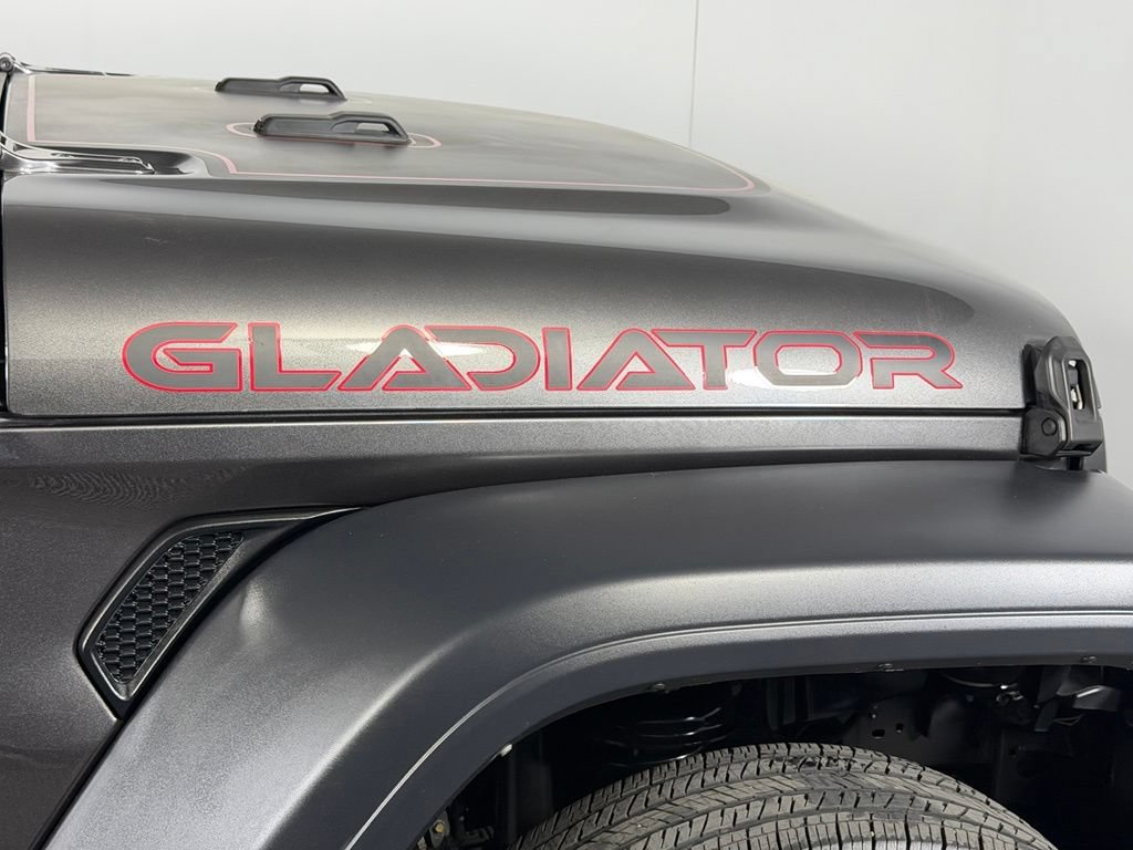 Certified 2024 Jeep Gladiator Sport AWD/4WD image 13