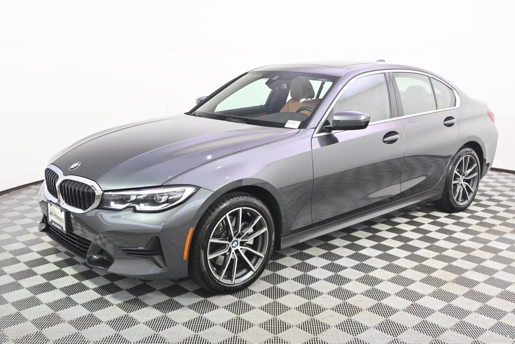 Used 2022 BMW 330i xDrive Sedan w/ Driving Assistance Package image 2