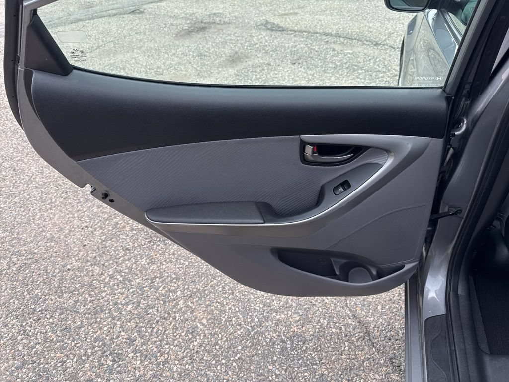 Used 2013 Hyundai Elantra GLS w/ Preferred Pkg FWD image 20