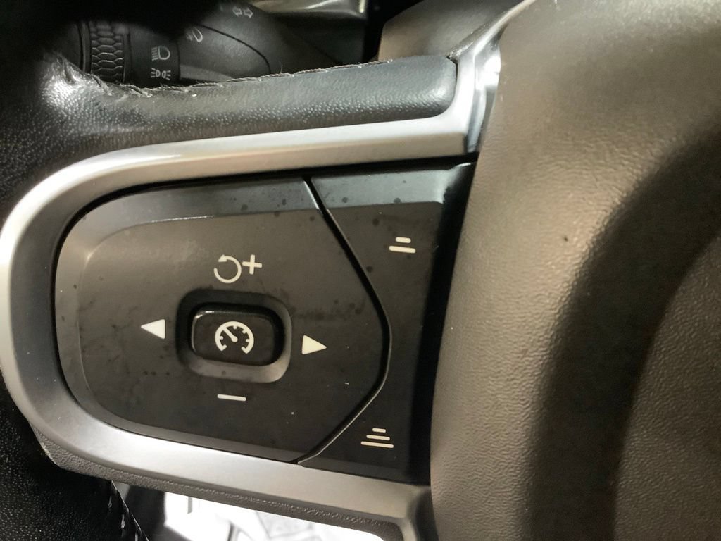 Used 2020 Volvo S60 T6 Momentum AWD/4WD image 26