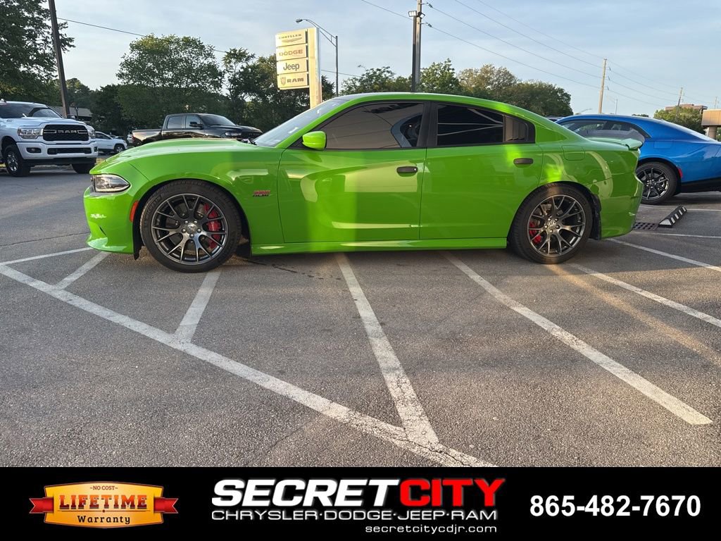 Used 2017 Dodge Charger SRT w/ Harman/Kardon Audio Group image 4
