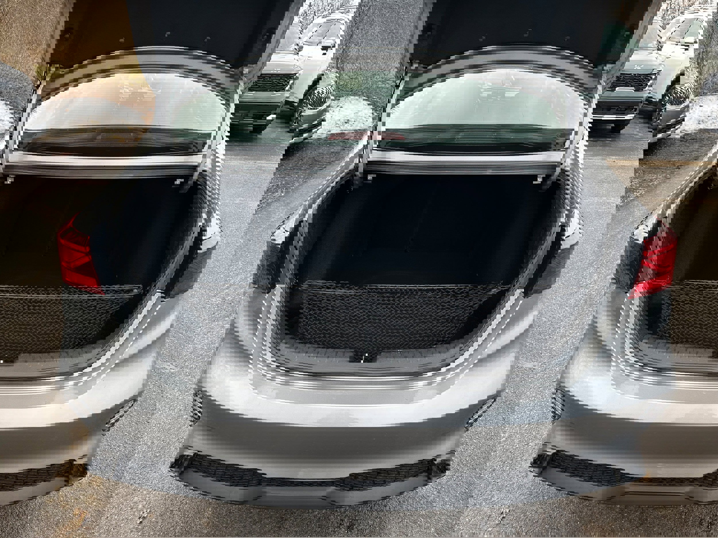 Used 2023 Kia Forte LXS image 10