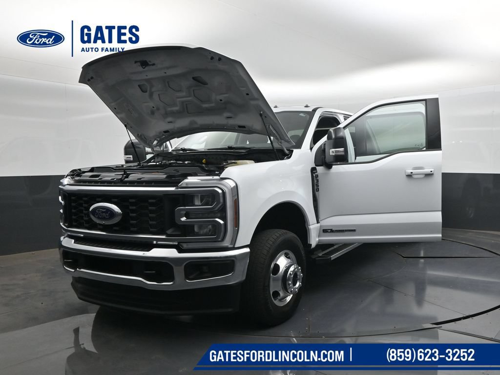 Used 2025 Ford F350 Lariat AWD/4WD image 57
