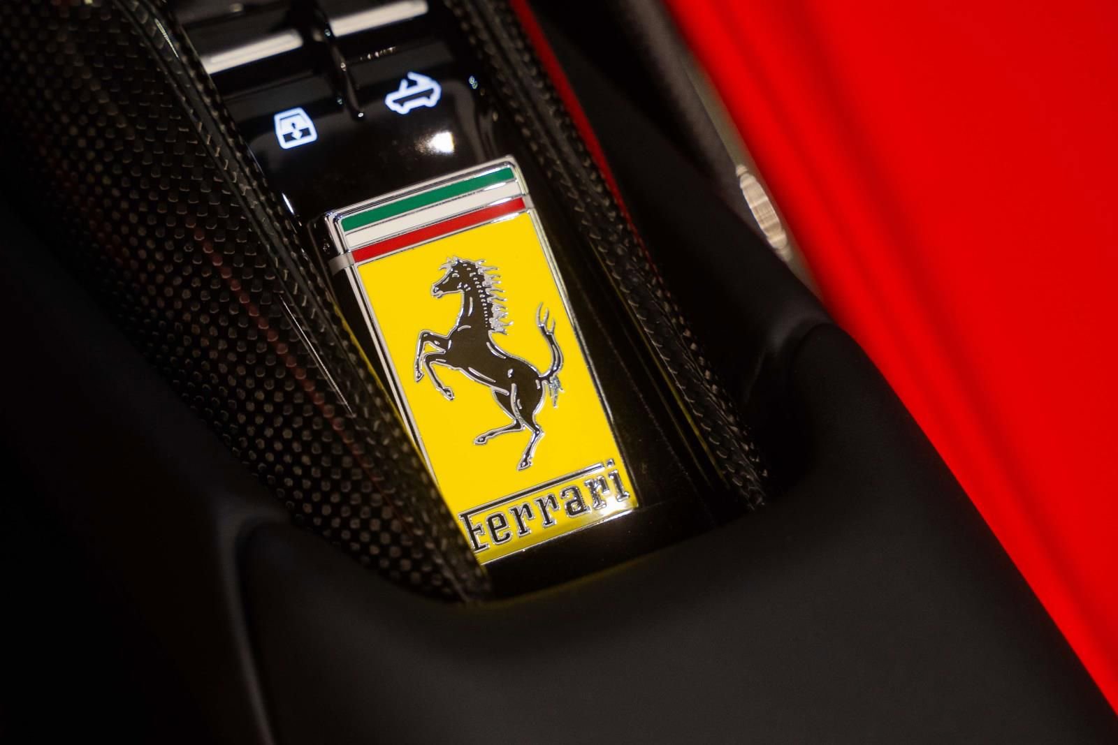 Used 2025 Ferrari 296 GTS image 33