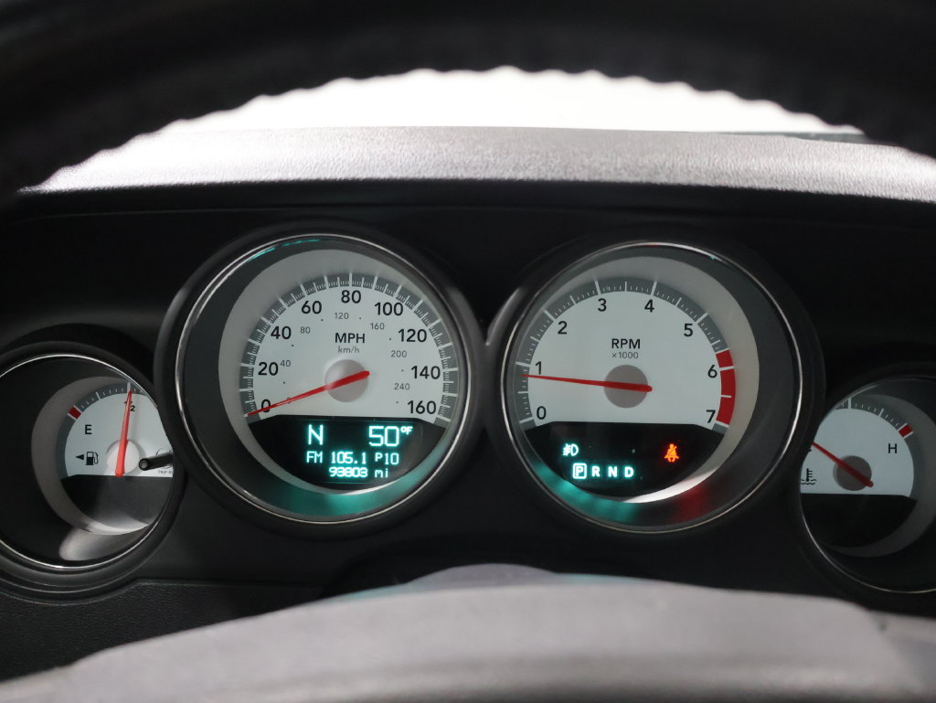 Used 2009 Dodge Challenger R/T RWD image 27