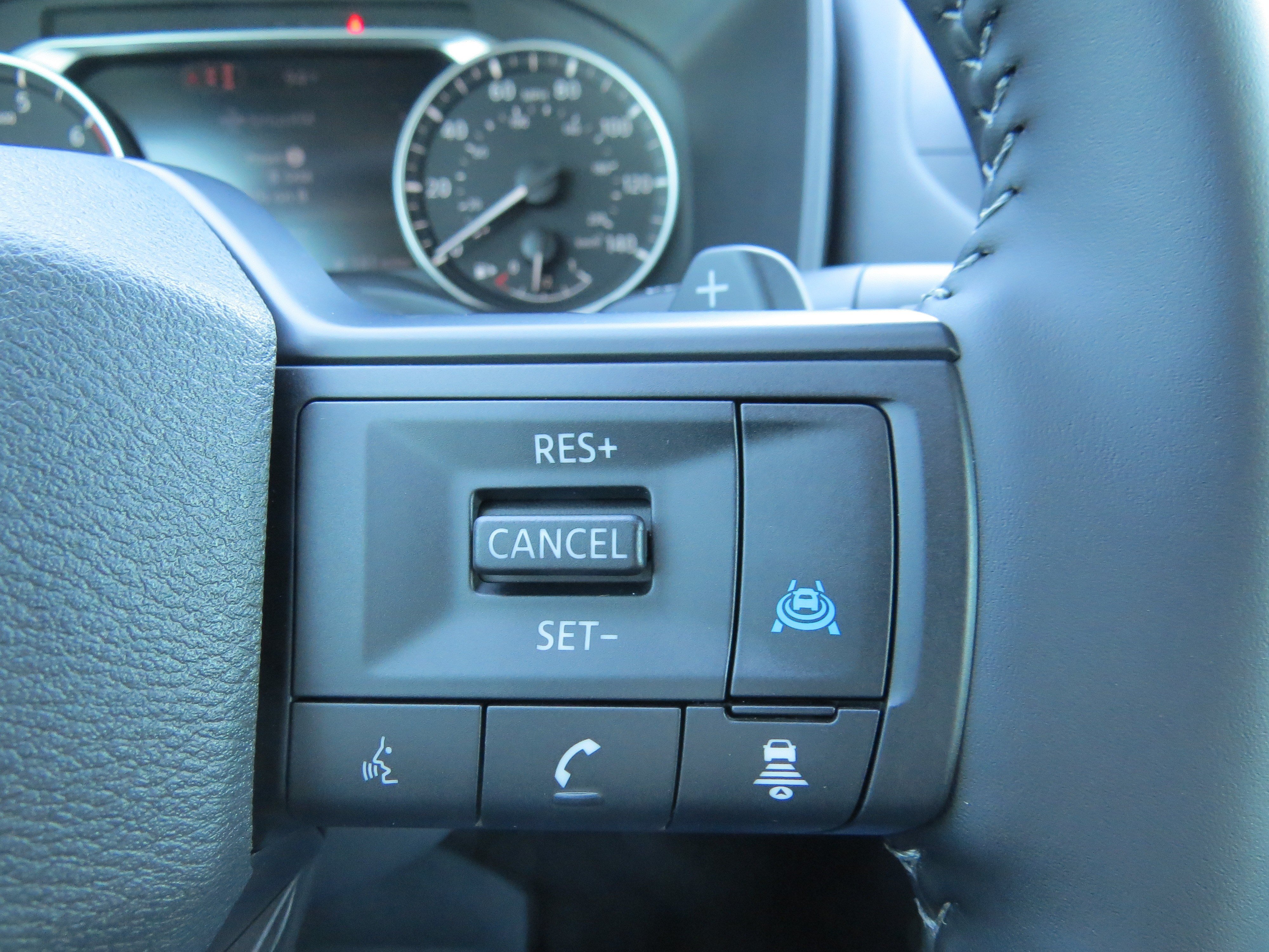 New 2026 Nissan Rogue Dark Armor FWD image 18