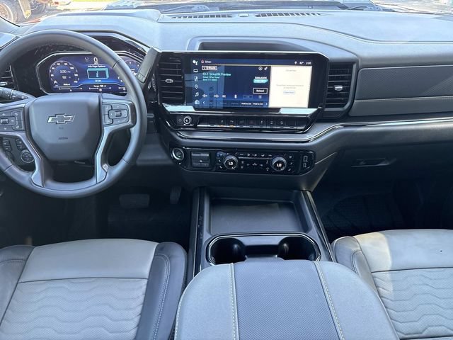 Used 2025 Chevrolet Silverado 2500 ZR2 w/ Technology Package AWD/4WD image 16