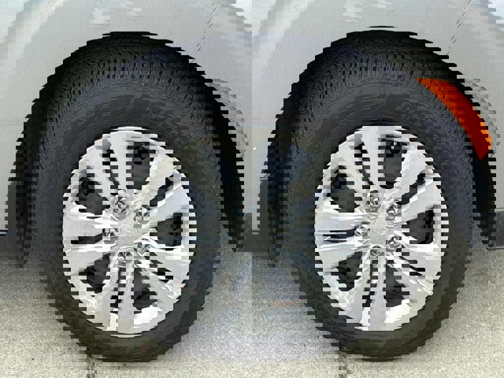 Used 2022 Kia Soul LX image 31