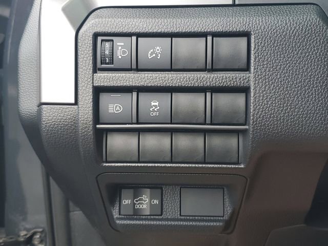 Used 2024 Toyota Tacoma SR5 AWD/4WD image 20
