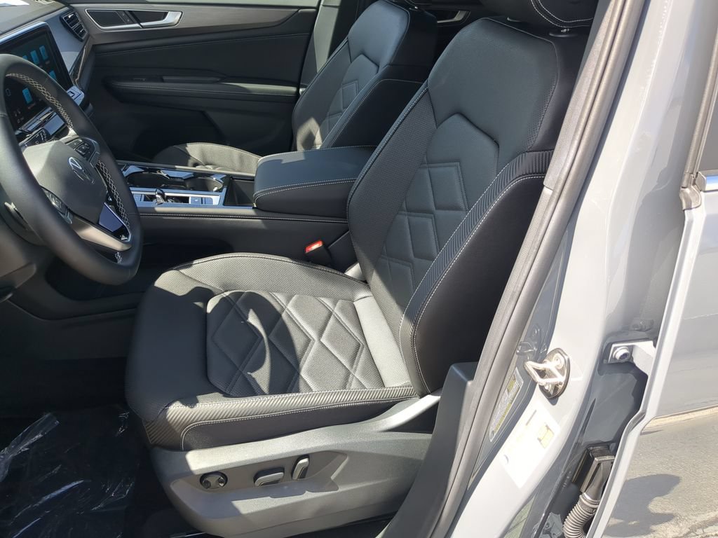 New 2026 Volkswagen Atlas Cross Sport SE FWD image 20