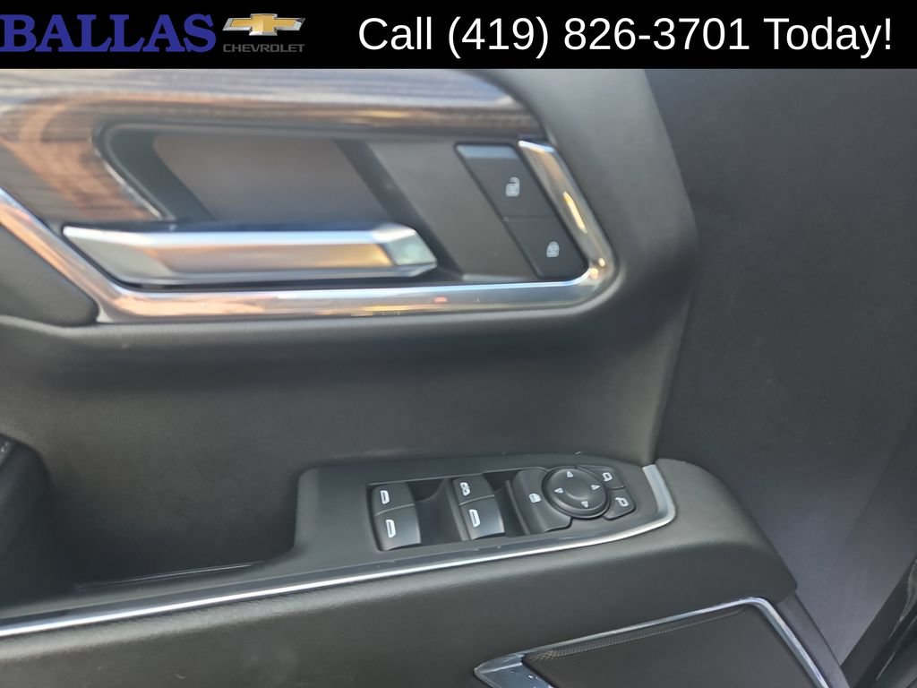 Certified 2023 Chevrolet Silverado 1500 RST w/ Z71 Off-Road Package AWD/4WD image 11
