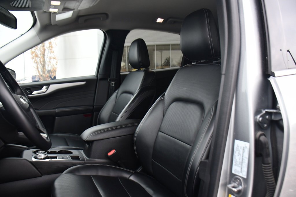 Used 2024 Ford Escape Platinum image 13