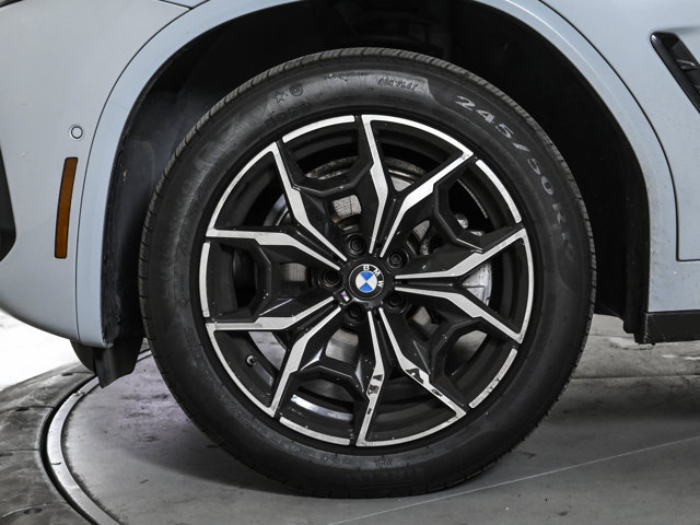 Used 2024 BMW X4 xDrive30i w/ Premium Package AWD/4WD image 25