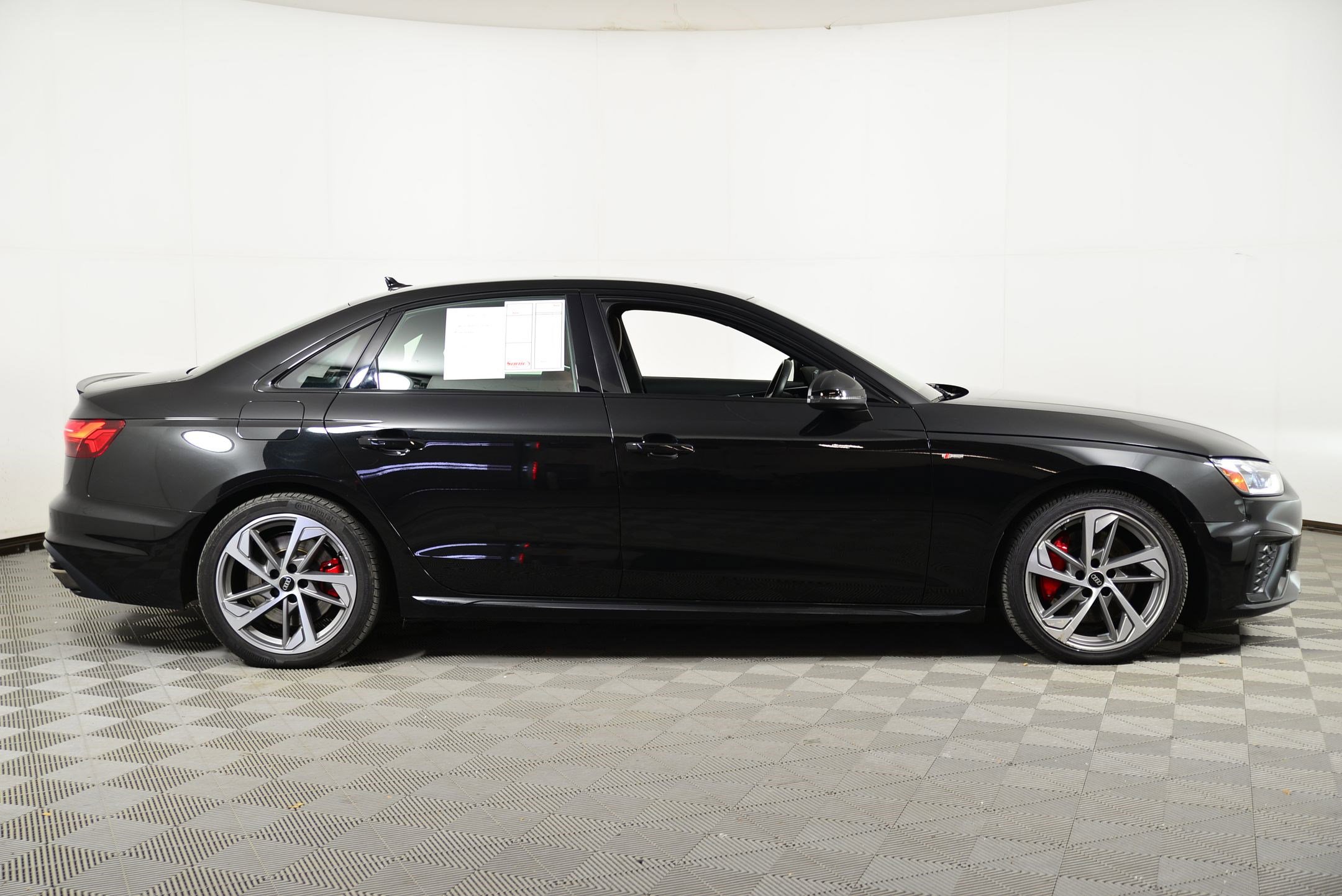 Used 2023 Audi A4 2.0T Premium Plus w/ Premium Plus Package image 7