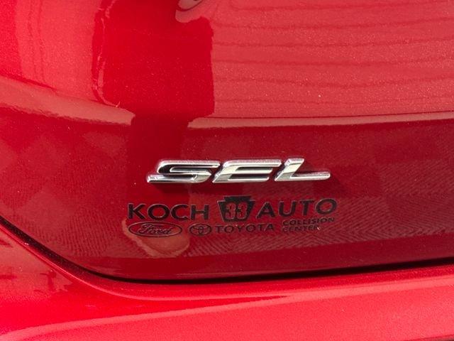 Used 2021 Ford Edge SEL w/ Convenience Package image 19