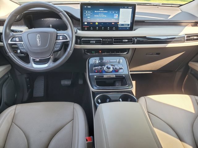 Used 2023 Lincoln Nautilus Reserve AWD/4WD image 24
