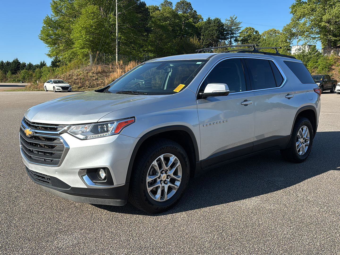 Used 2020 Chevrolet Traverse LT
