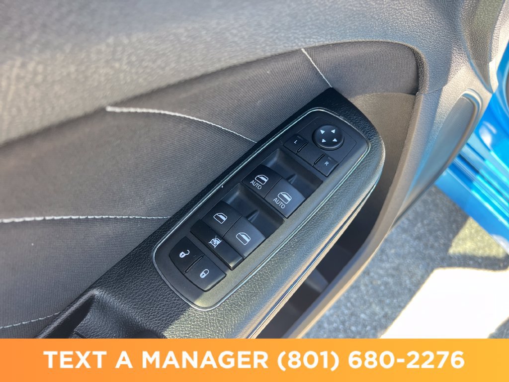 Used 2023 Dodge Charger R/T w/ Blacktop Package RWD image 13