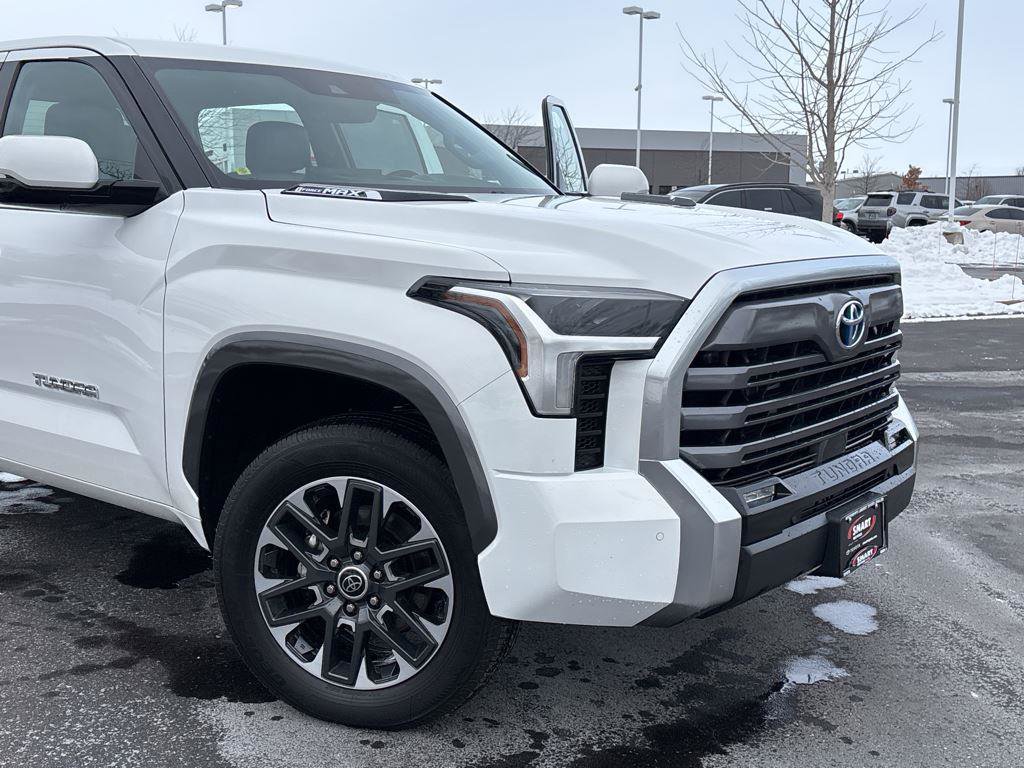 Used 2022 Toyota Tundra Limited image 7