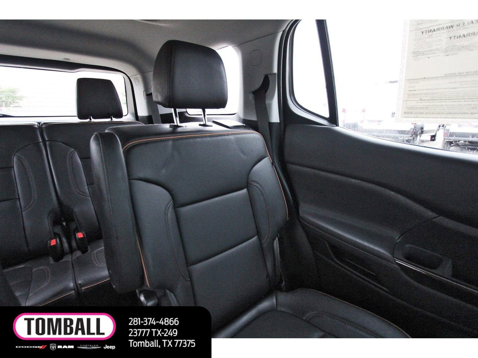Used 2023 GMC Acadia AT4 w/ Technology Package AWD/4WD image 12