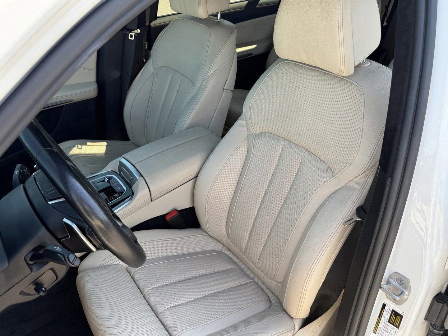 Used 2021 BMW X7 xDrive40i w/ Premium Package 2 AWD/4WD image 24