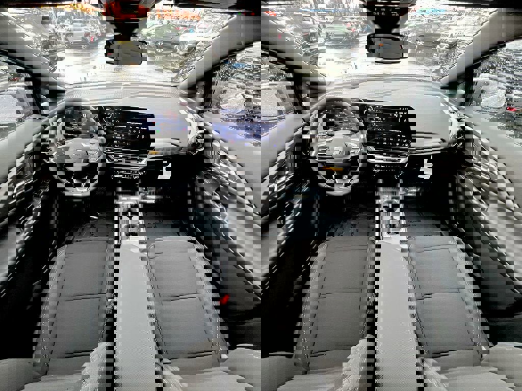 New 2026 Chevrolet Equinox EV LT w/ Comfort Package image 43