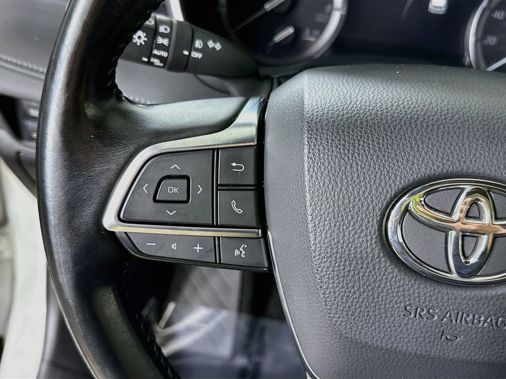 Certified 2021 Toyota Highlander XSE AWD/4WD image 23