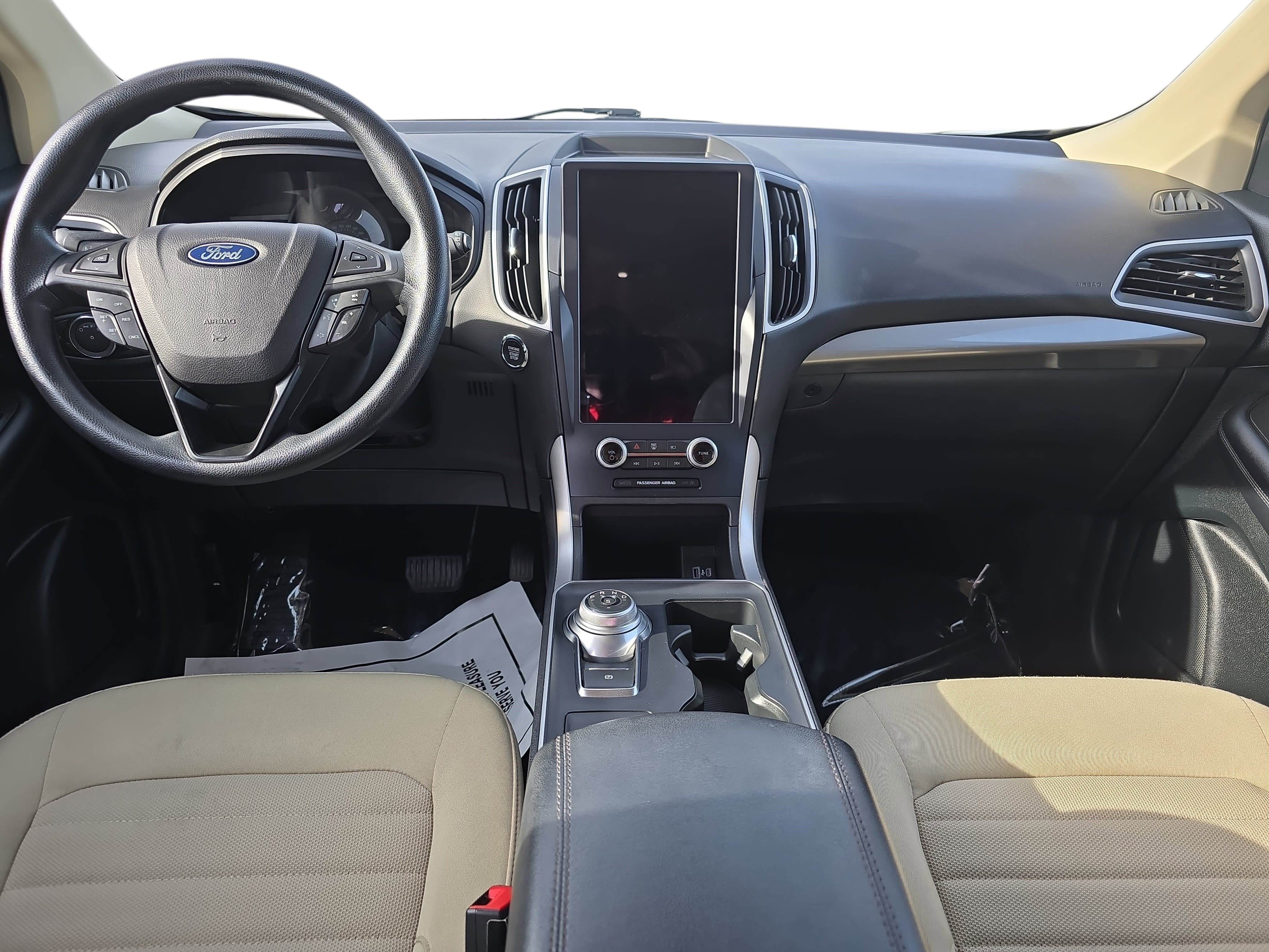 Used 2023 Ford Edge SE image 9