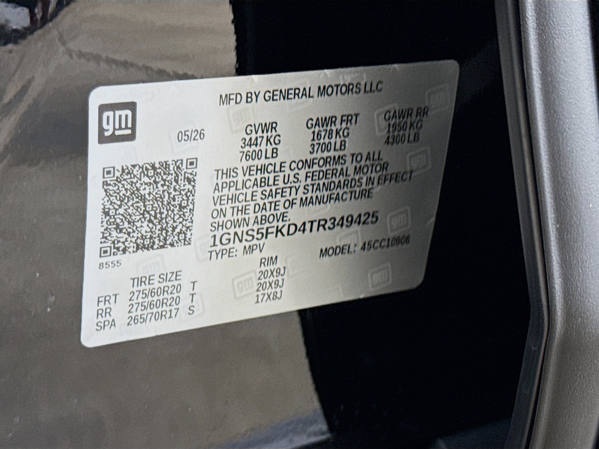 New 2026 Chevrolet Suburban Premier RWD image 36