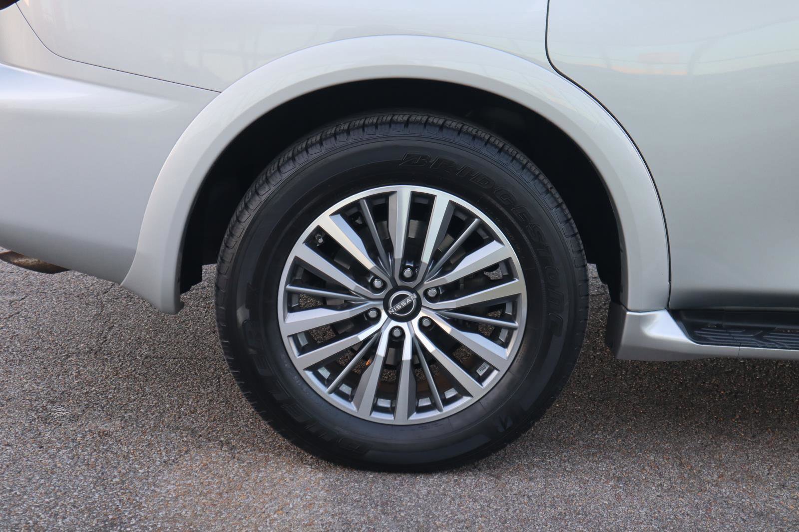 Used 2022 Nissan Armada SL image 11