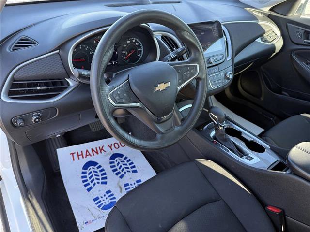Used 2022 Chevrolet Malibu LT image 12