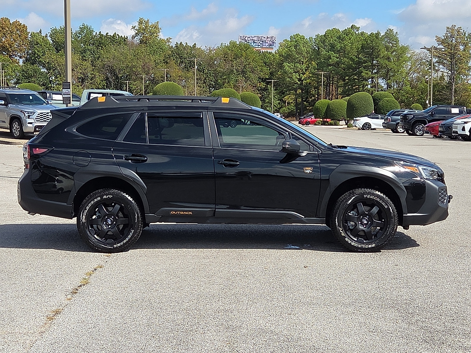 Used 2025 Subaru Outback Wilderness AWD/4WD image 6