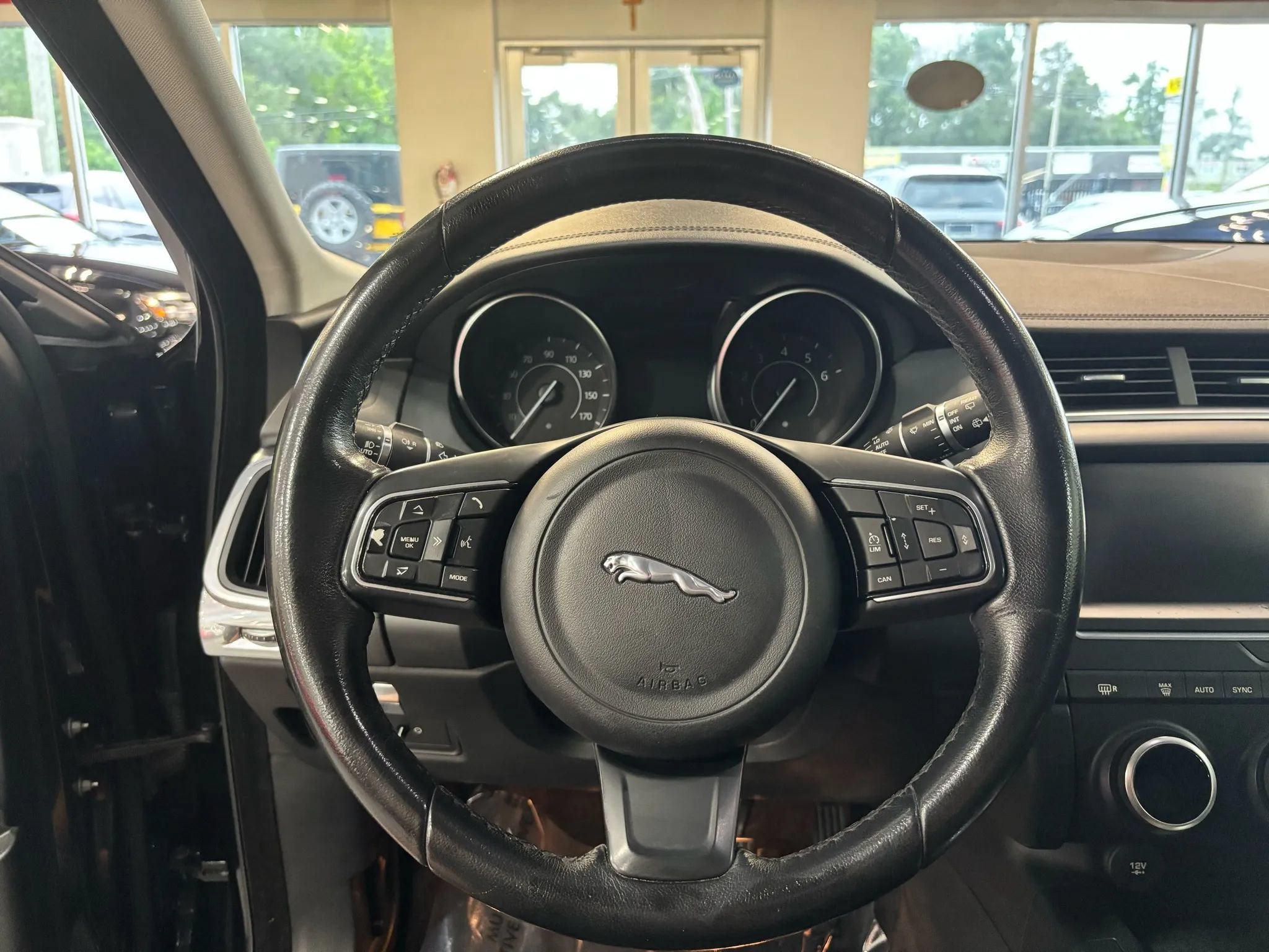 Used 2018 Jaguar E-PACE S AWD/4WD image 24