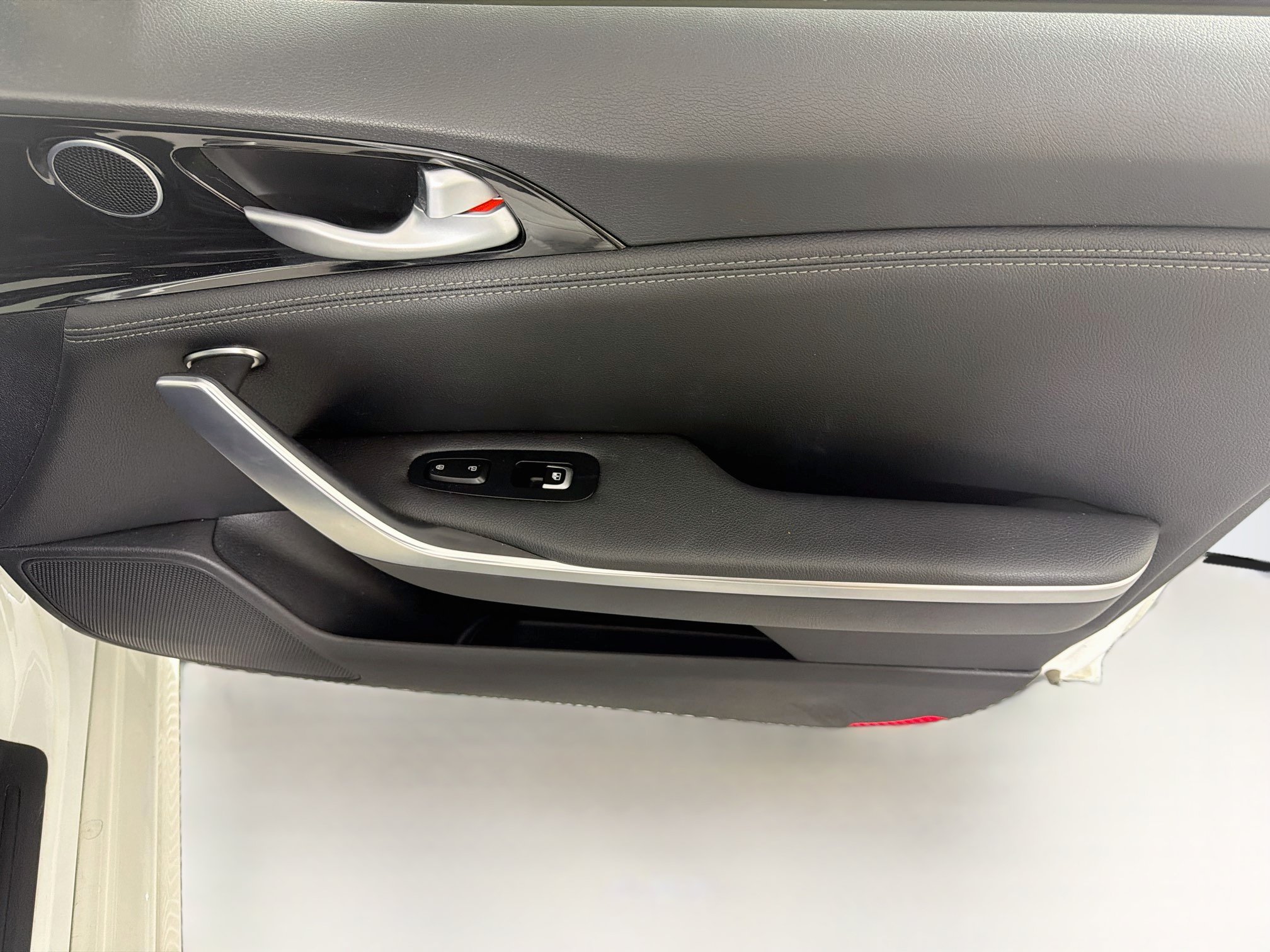 Used 2020 Kia Stinger GT-Line RWD image 30