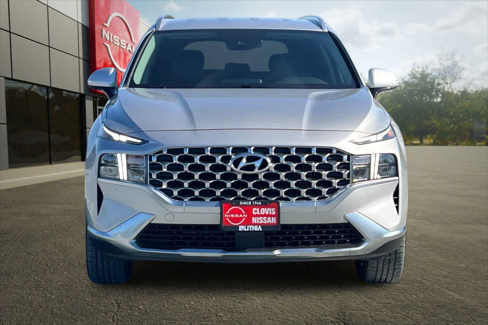 Used 2022 Hyundai Santa Fe SEL Convenience w/ Cargo Package AWD/4WD image 11