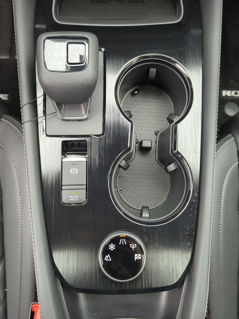 New 2026 Nissan Rogue Platinum image 26