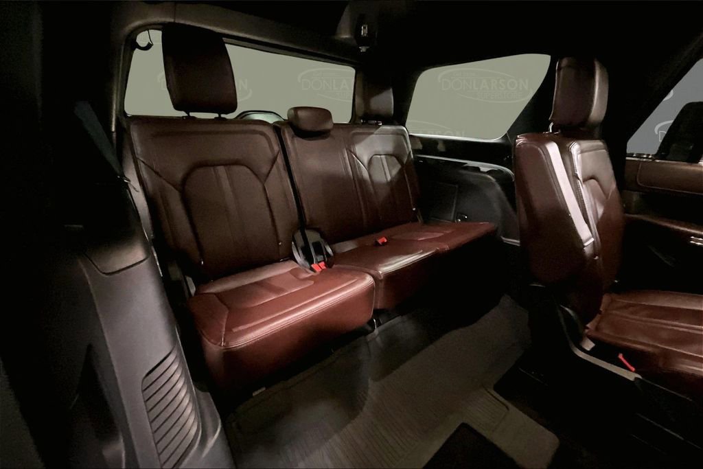 Certified 2022 Ford Expedition Limited image 31