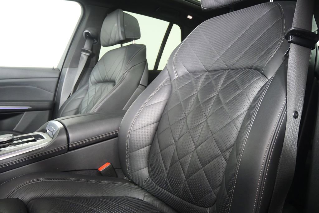 Used 2024 BMW X5 sDrive40i image 10