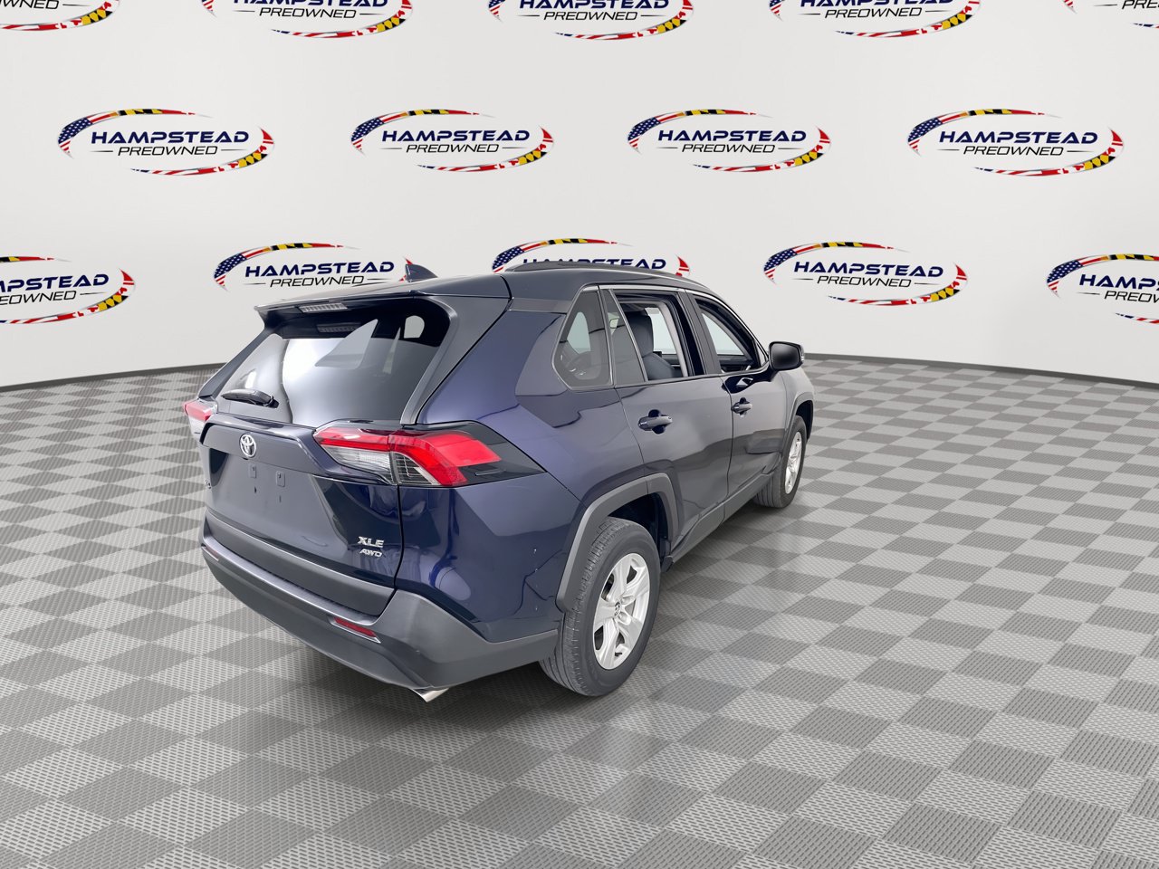 Used 2021 Toyota RAV4 XLE AWD/4WD image 8
